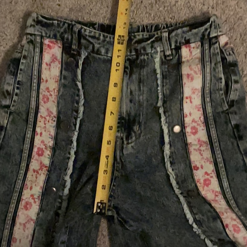 New Oli & Hali Floral Stripe Wide-Leg Jeans ~ Blue and Pink - Picture 8 of 10